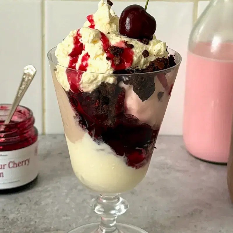 No-Churn Milkshake Ice Cream Sundae